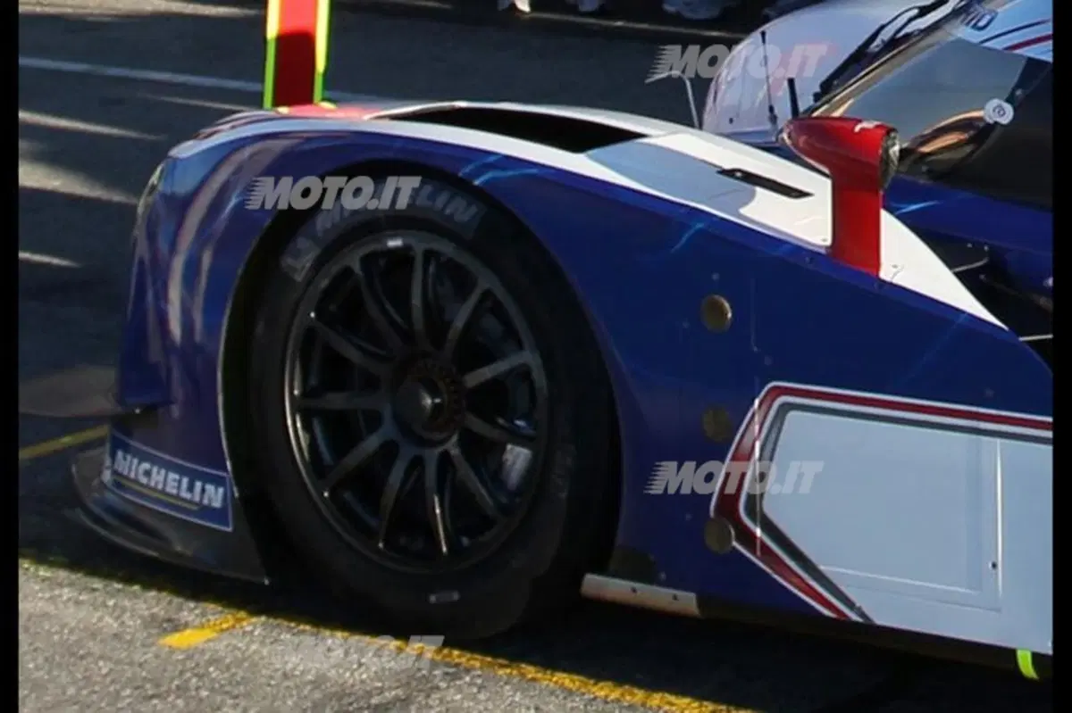24 Ore di Le Mans: presentata la Toyota TS030 Hybrid 2013 (2)