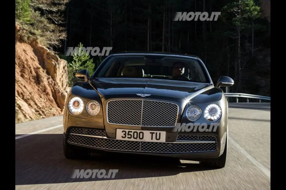 Nuova Bentley Flying Spur (3)