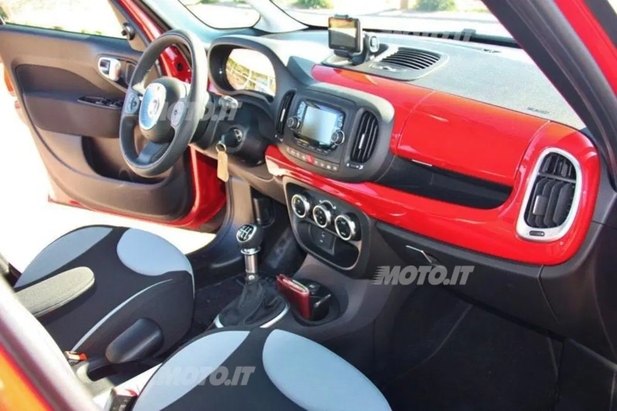 Fiat 500L 1.6 Multijet 105 CV (14)