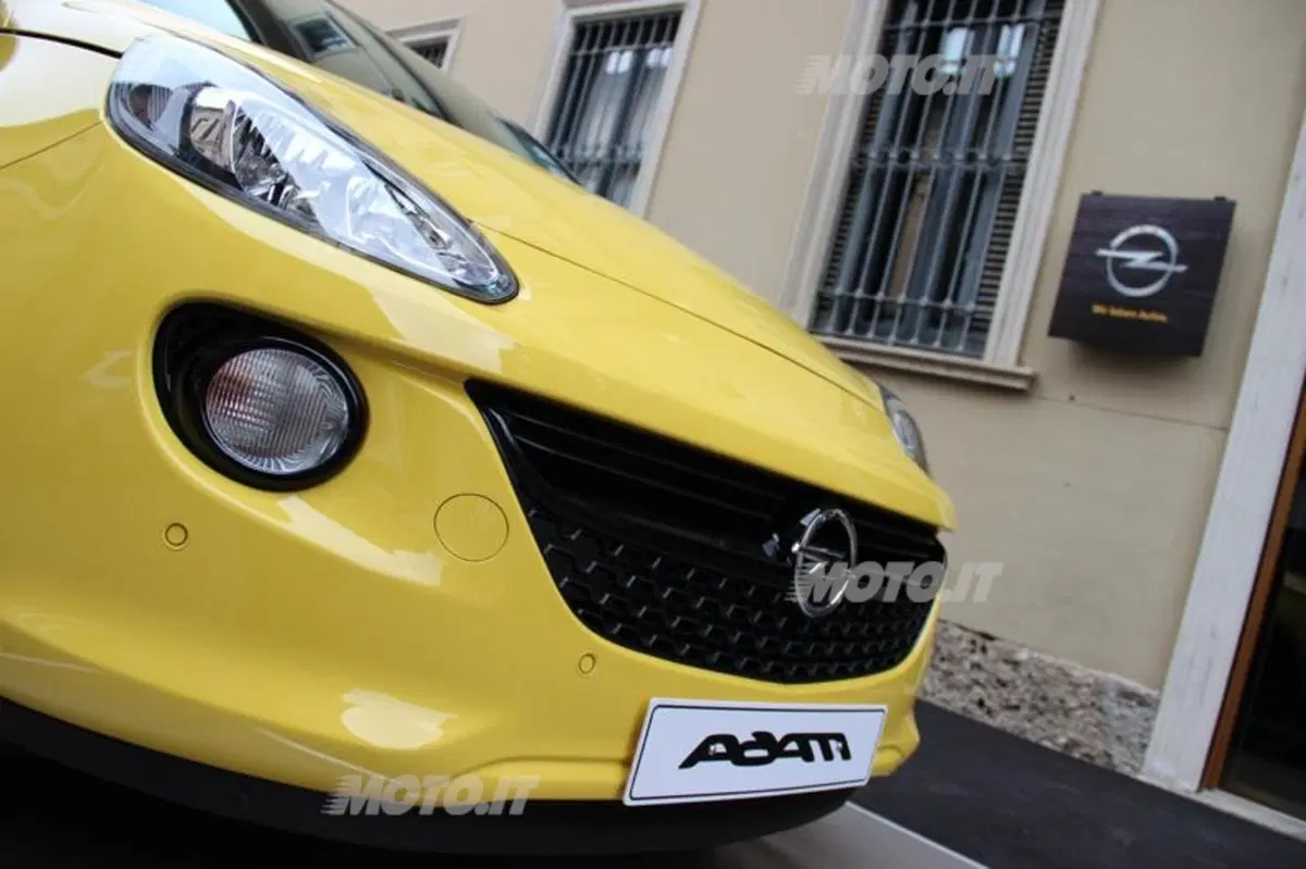 Valentino Rossi: sarà lui il testimonial della nuova Opel Adam (7)