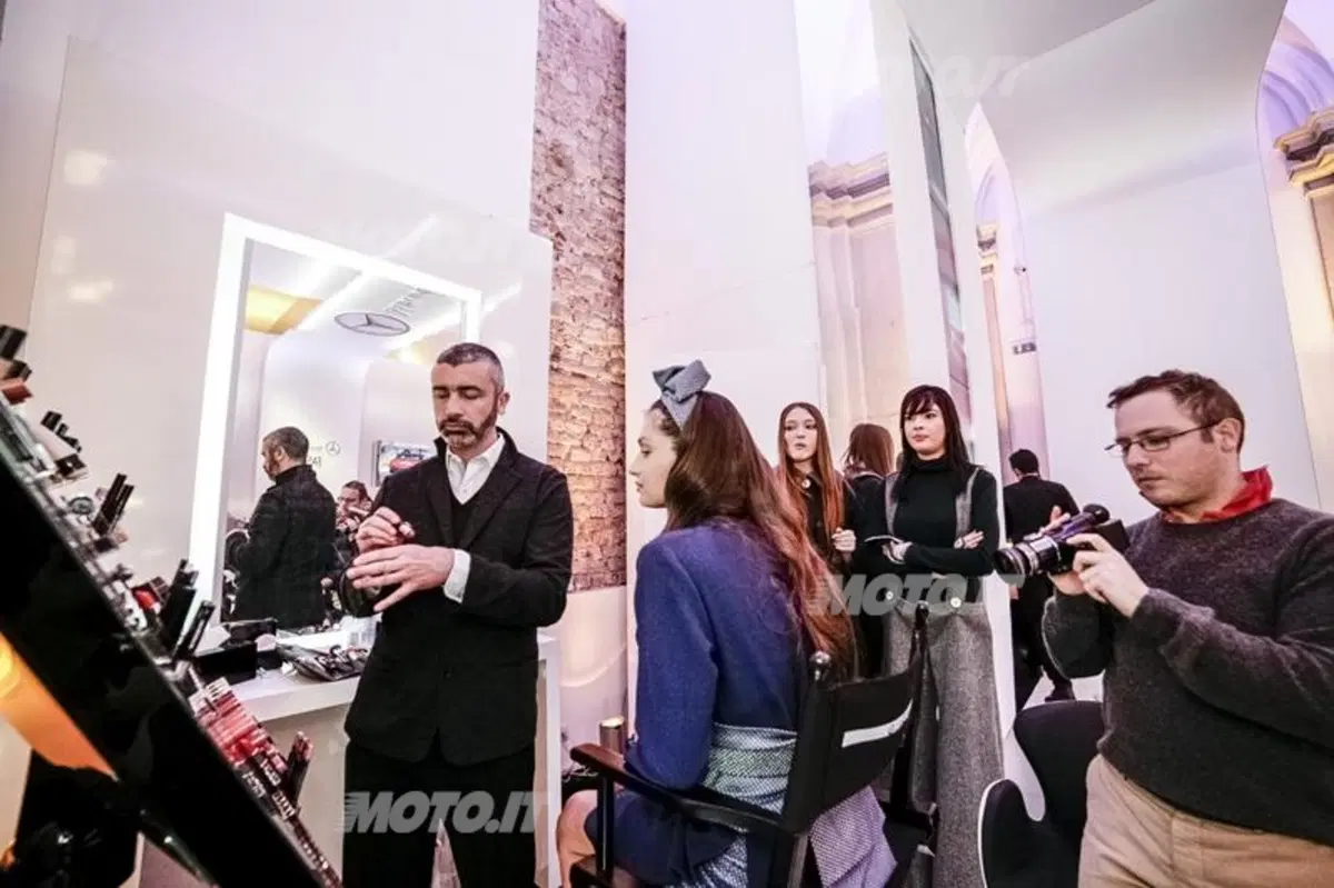 Mercedes-Benz CLA in anteprima europea a Milano moda 2013 (59)