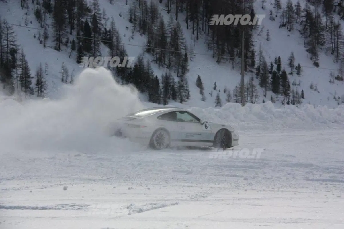 Porsche 911 Carrera S vs Carrera 4S (6)