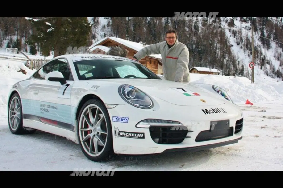 Porsche 911 Carrera S vs Carrera 4S (13)