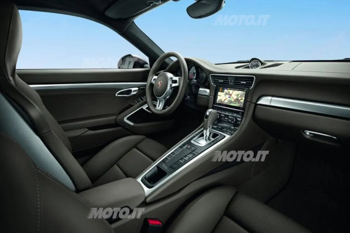 Porsche 911 Carrera S vs Carrera 4S (32)