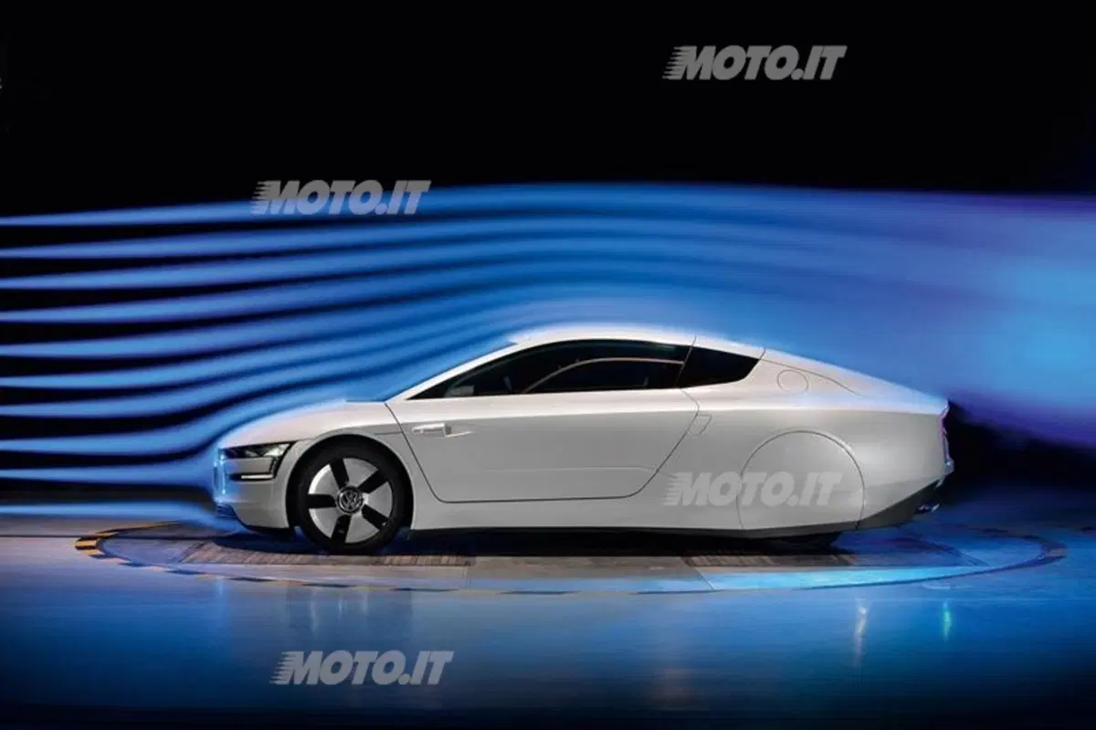 Volkswagen XL1: confermata la produzione dell’auto da 0.9 l/100 km (11)