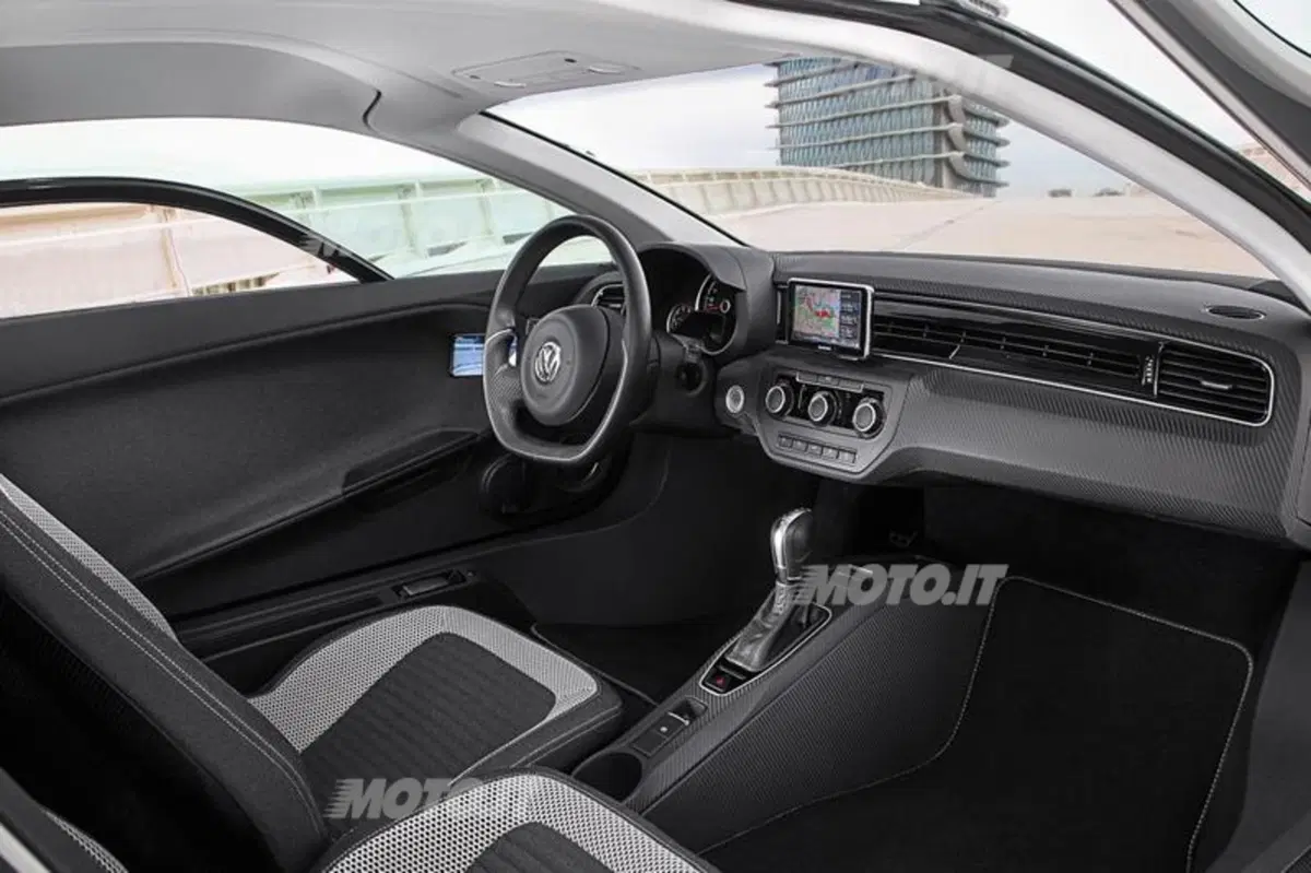 Volkswagen XL1: confermata la produzione dell’auto da 0.9 l/100 km (16)