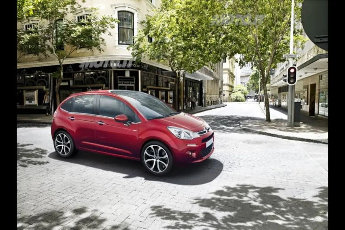Citroen C3 restyling: a Ginevra anche nuovi motori (2)