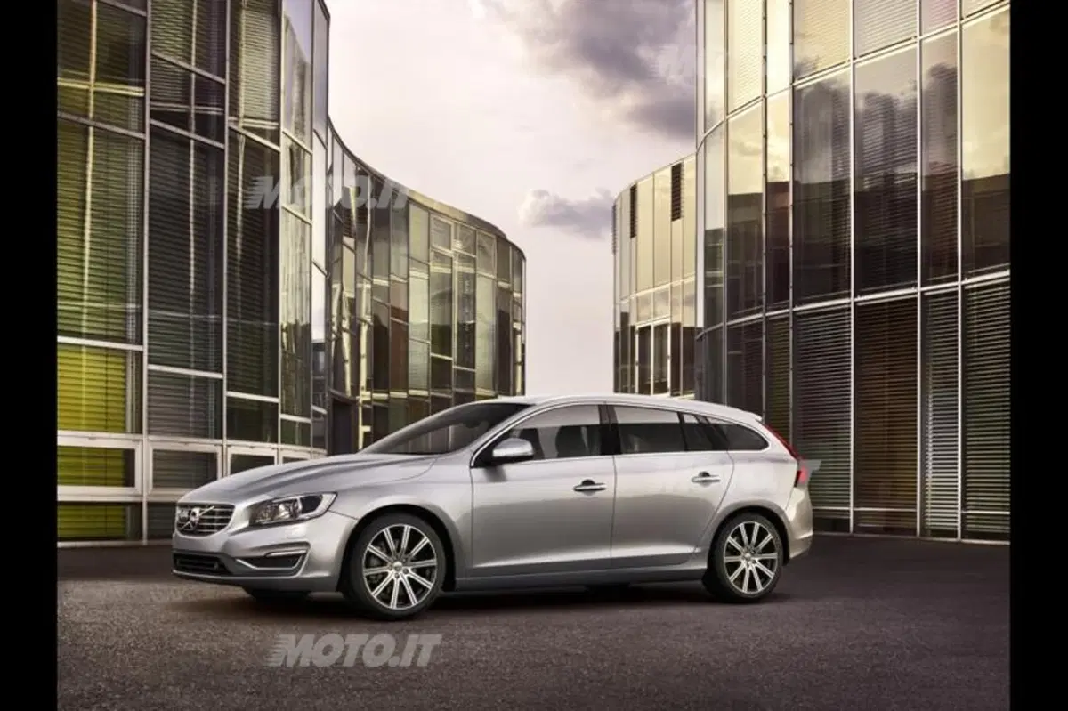 Volvo: aggiornamenti per S60, V60, XC60, S80, V70 E XC70 (8)