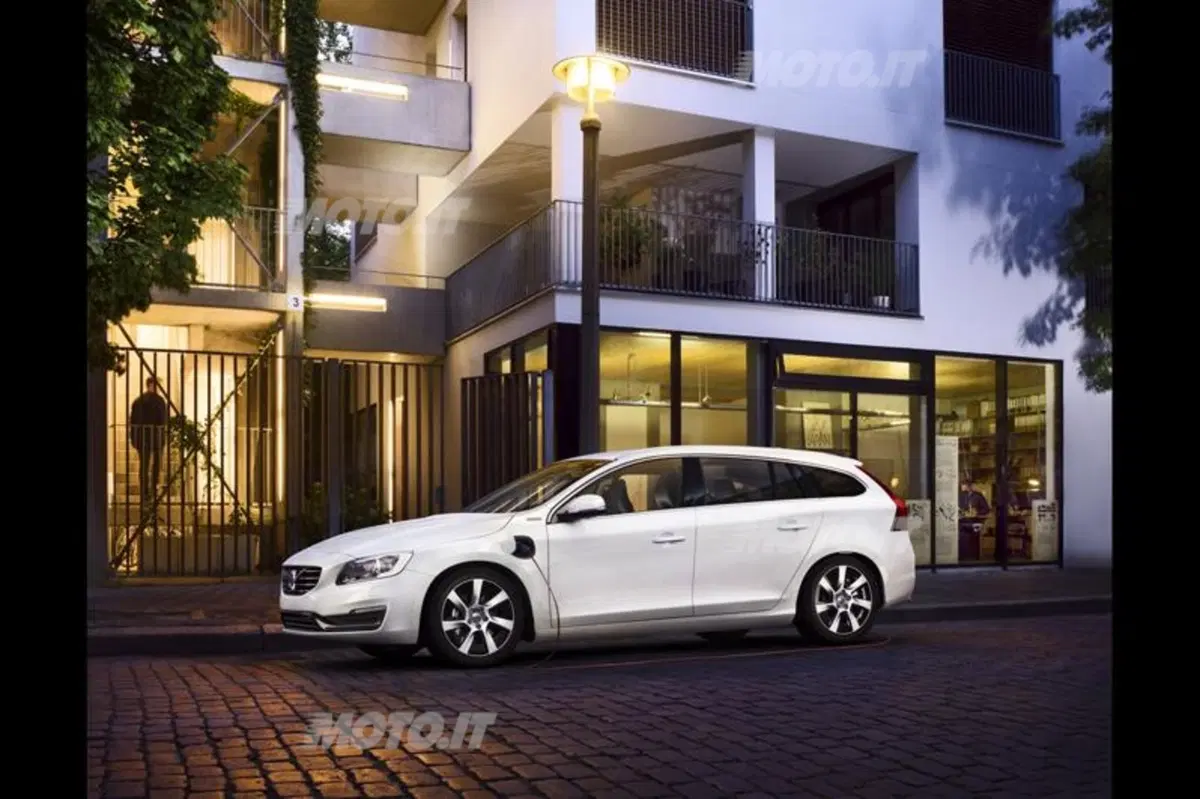 Volvo: aggiornamenti per S60, V60, XC60, S80, V70 E XC70 (13)