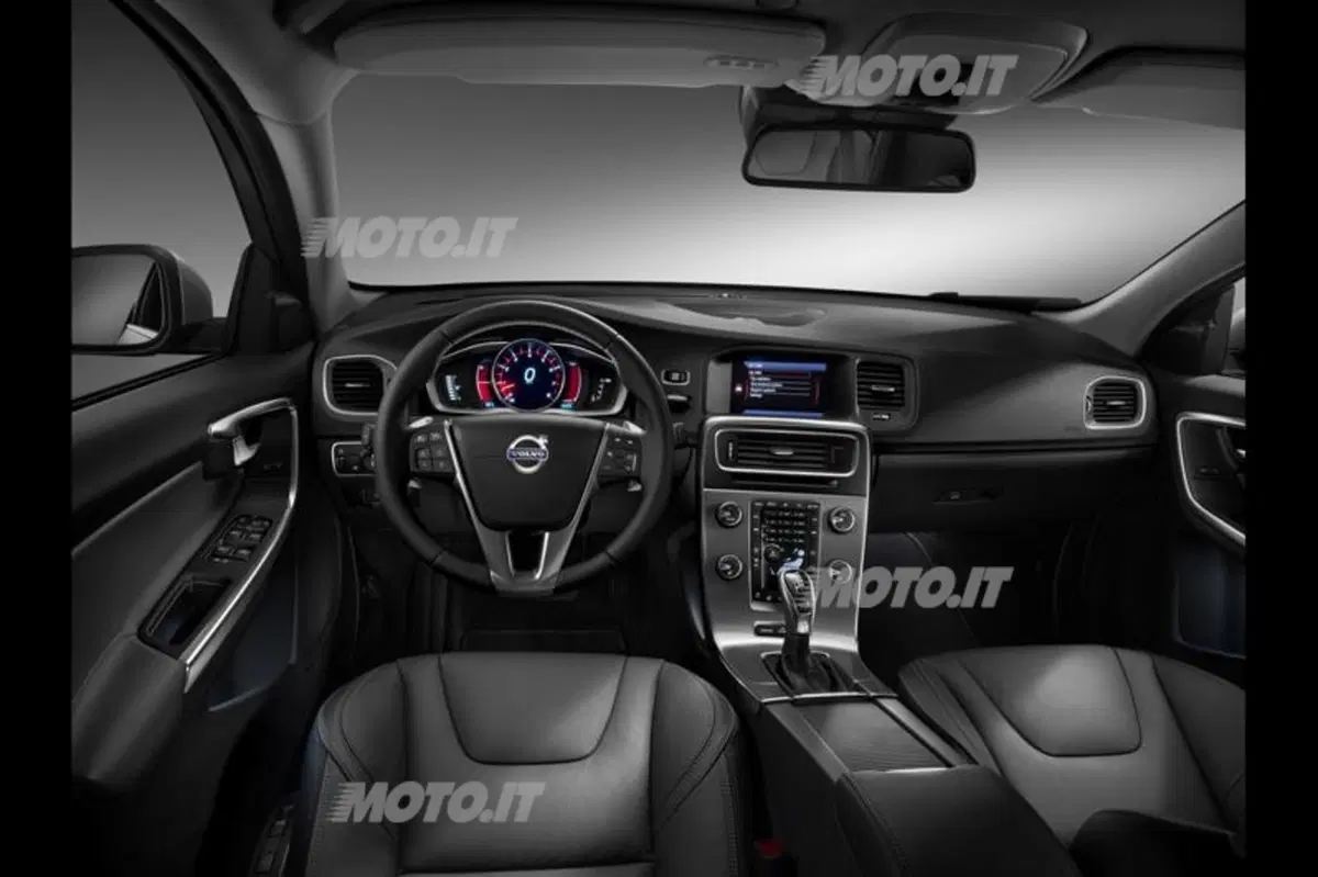 Volvo: aggiornamenti per S60, V60, XC60, S80, V70 E XC70 (24)