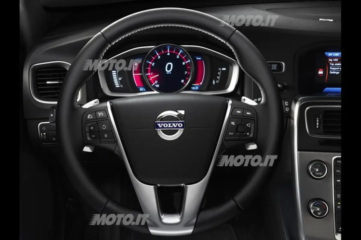 Volvo: aggiornamenti per S60, V60, XC60, S80, V70 E XC70 (27)