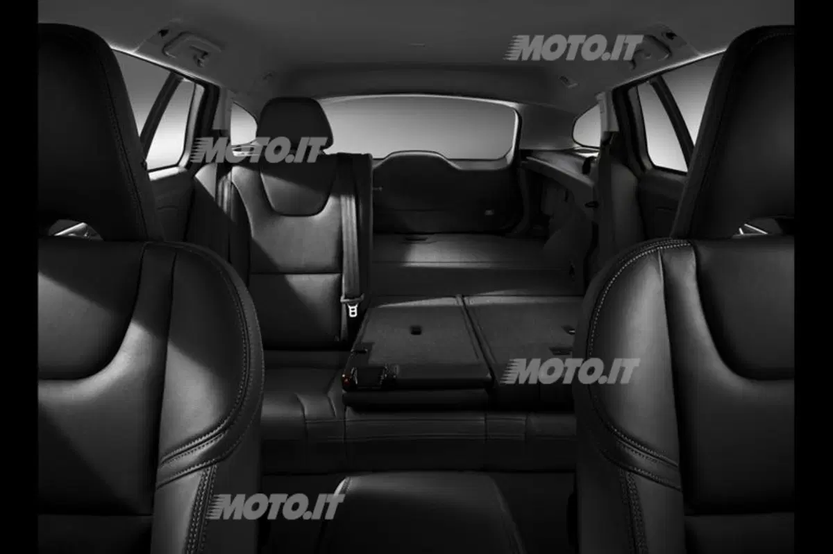 Volvo: aggiornamenti per S60, V60, XC60, S80, V70 E XC70 (32)