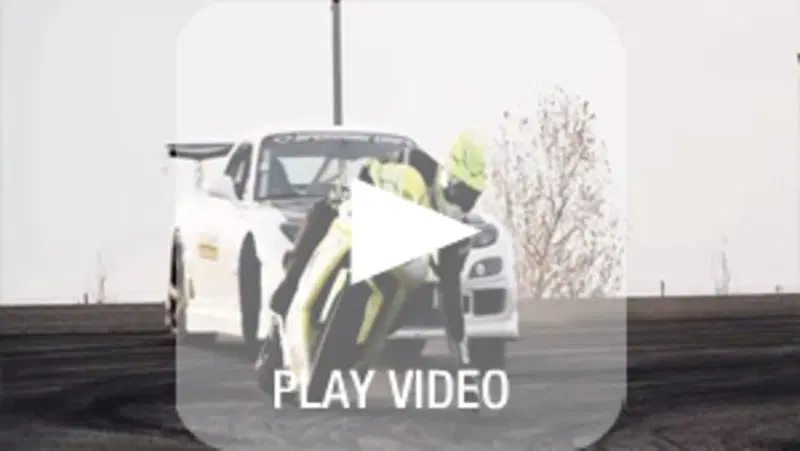 Mazda RX-7 vs Kawasaki Ninja ZX-10R: drift all&rsquo;ennesima potenza!