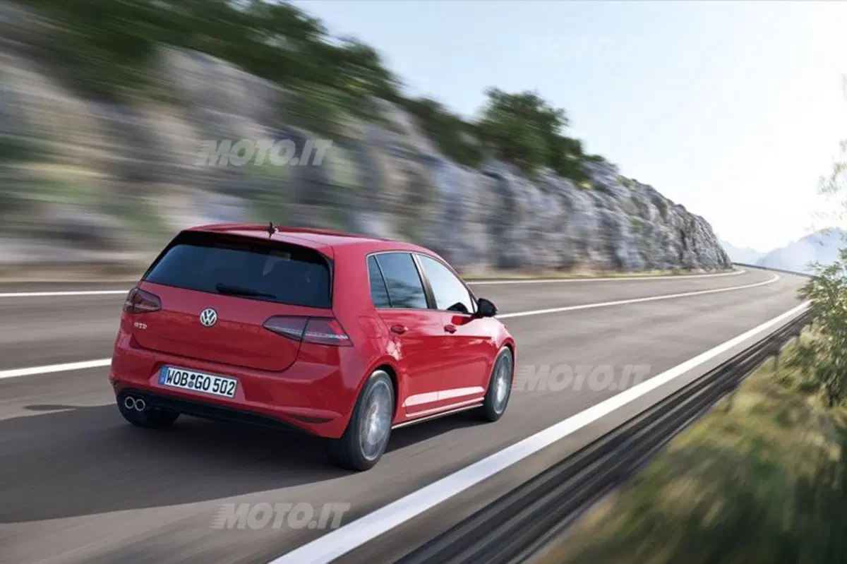 Nuova Volkswagen Golf GTD (2)