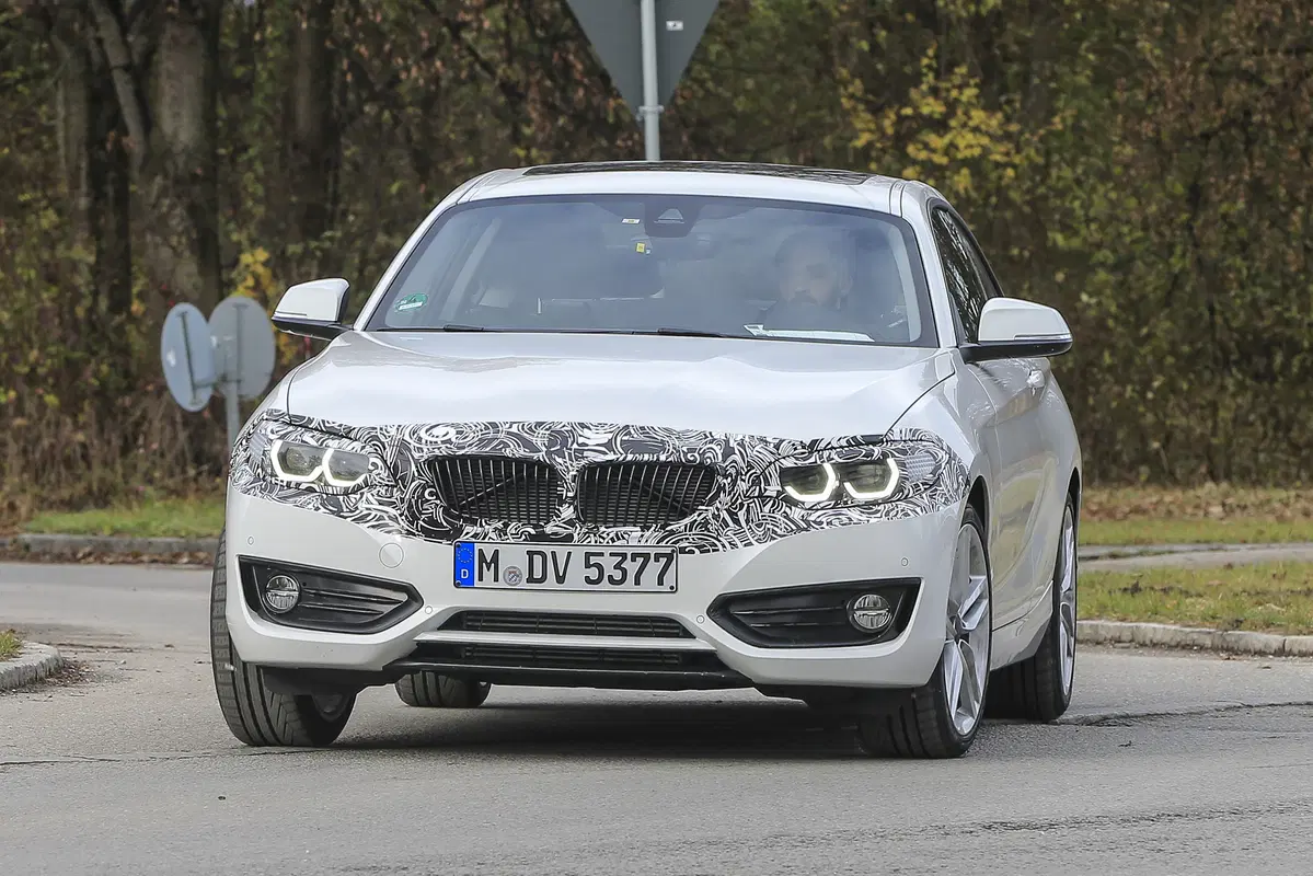 BMW Serie 2: restyling di metà carriera, ecco le foto (2)