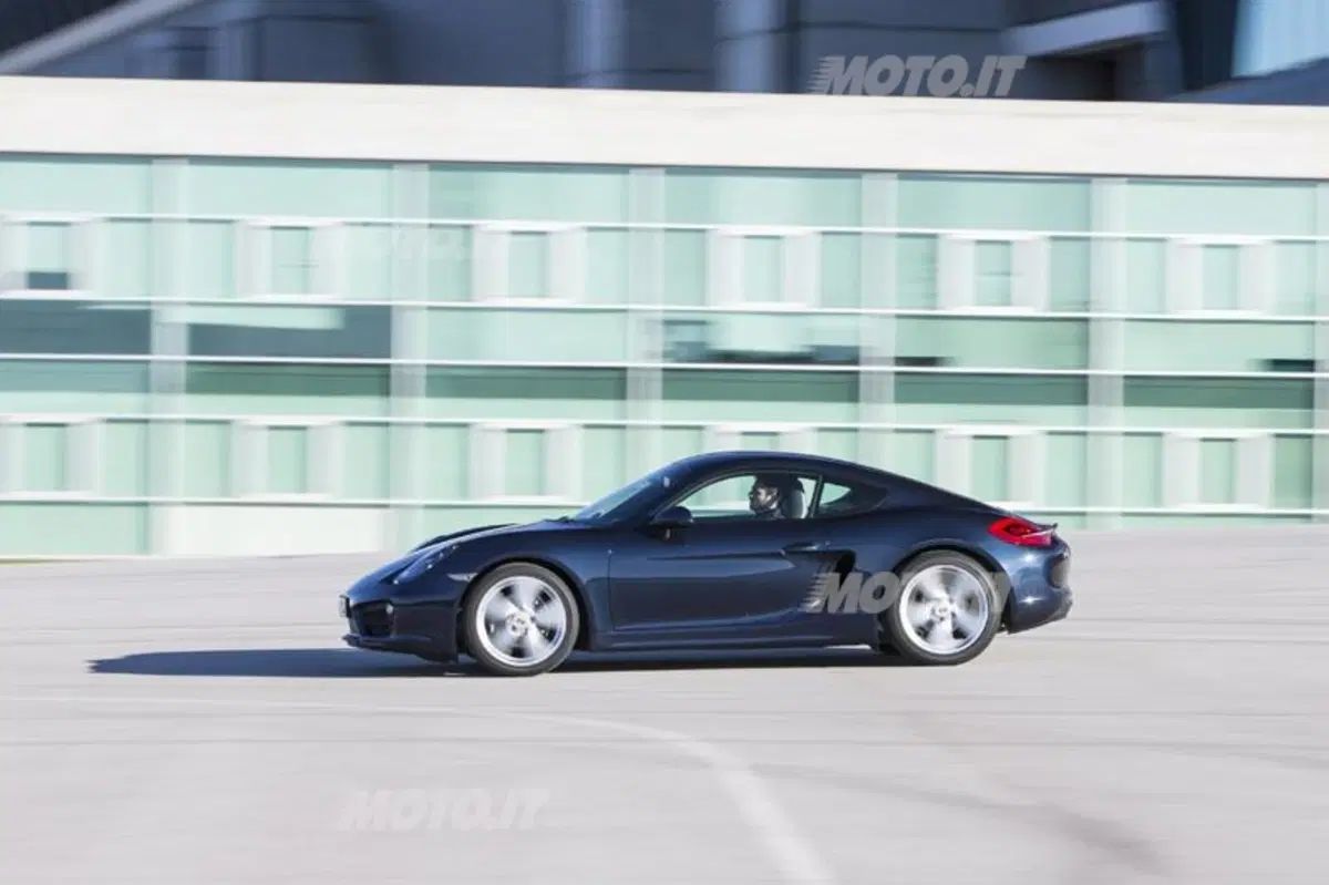 Porsche Cayman (42)