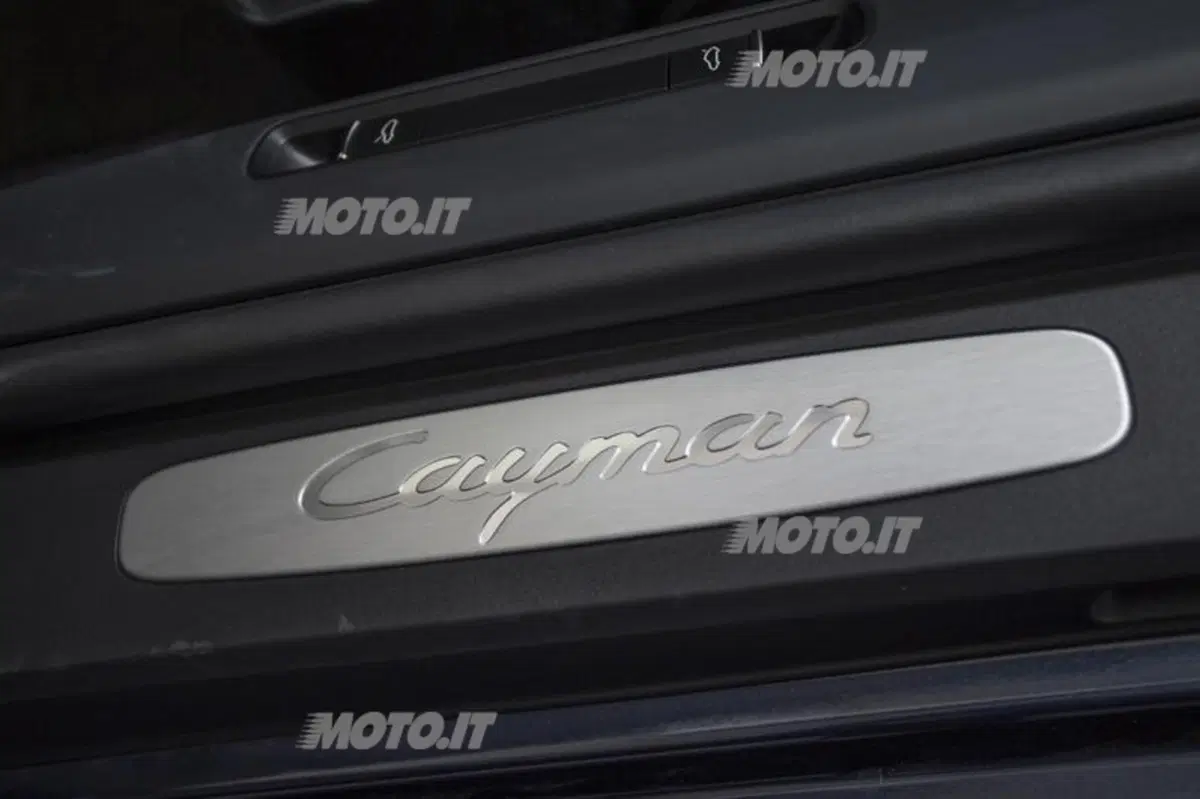 Porsche Cayman (66)