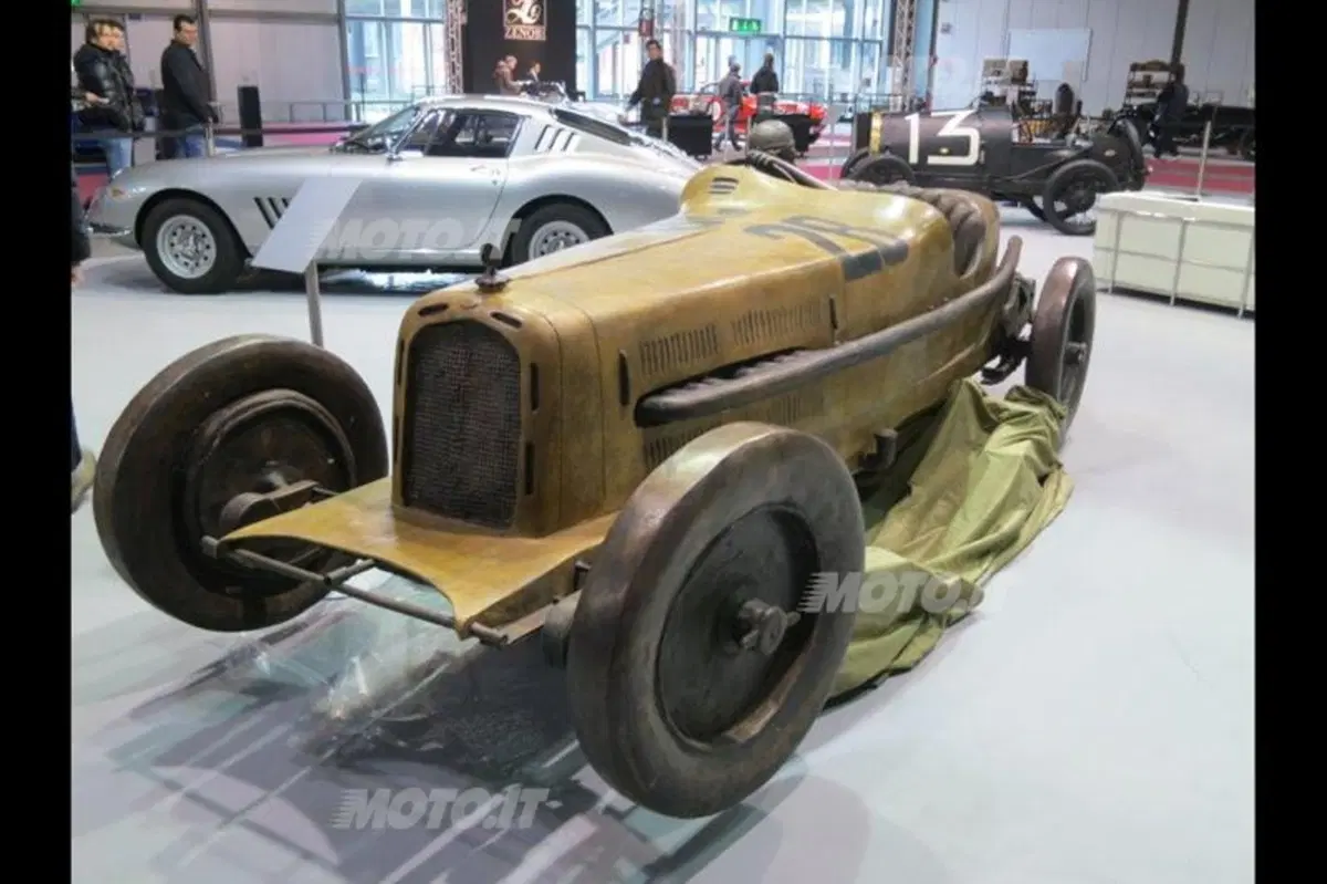 Milano Autoclassica 2013: le foto più belle dagli stand (10)