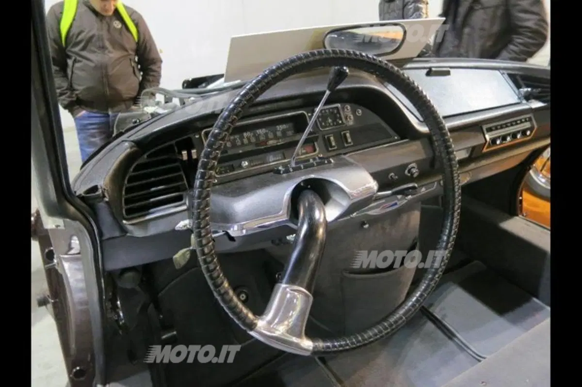 Milano Autoclassica 2013: le foto più belle dagli stand (47)