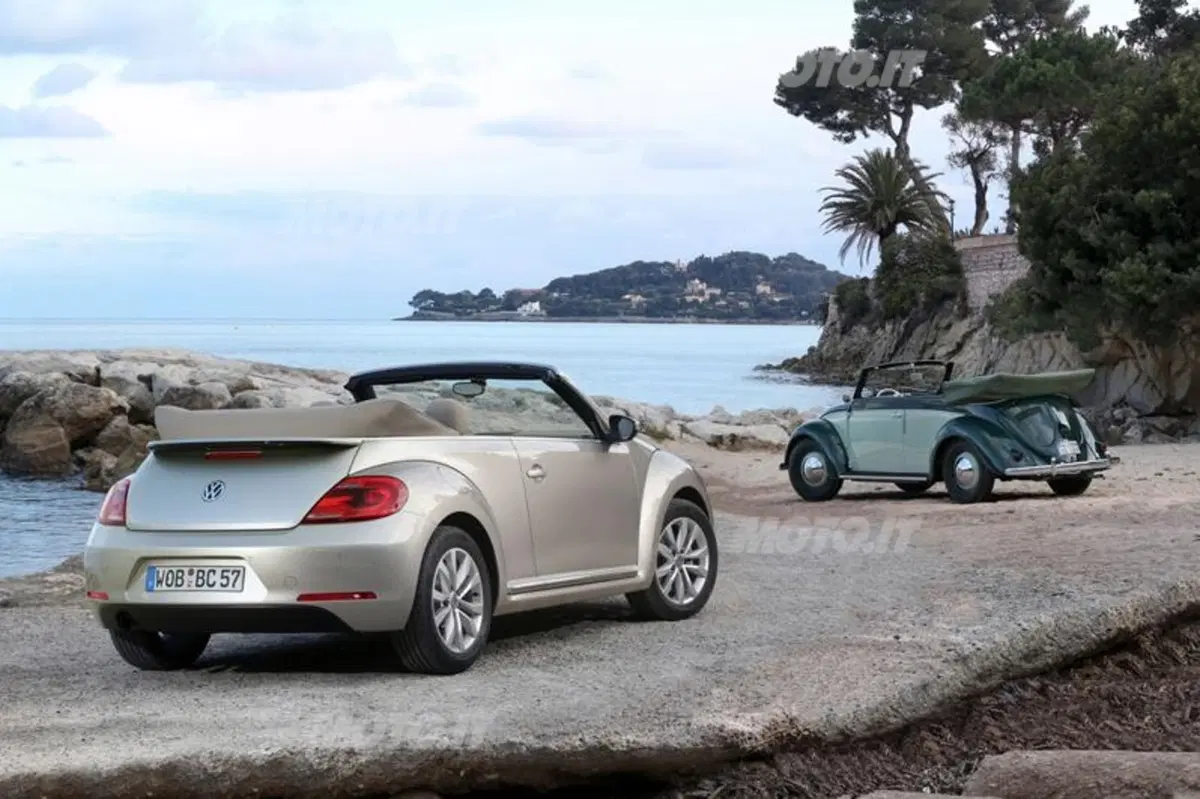 Volkswagen Maggiolino Cabriolet (8)