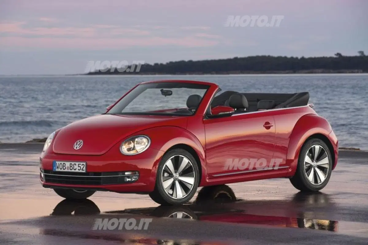 Volkswagen Maggiolino Cabriolet (12)