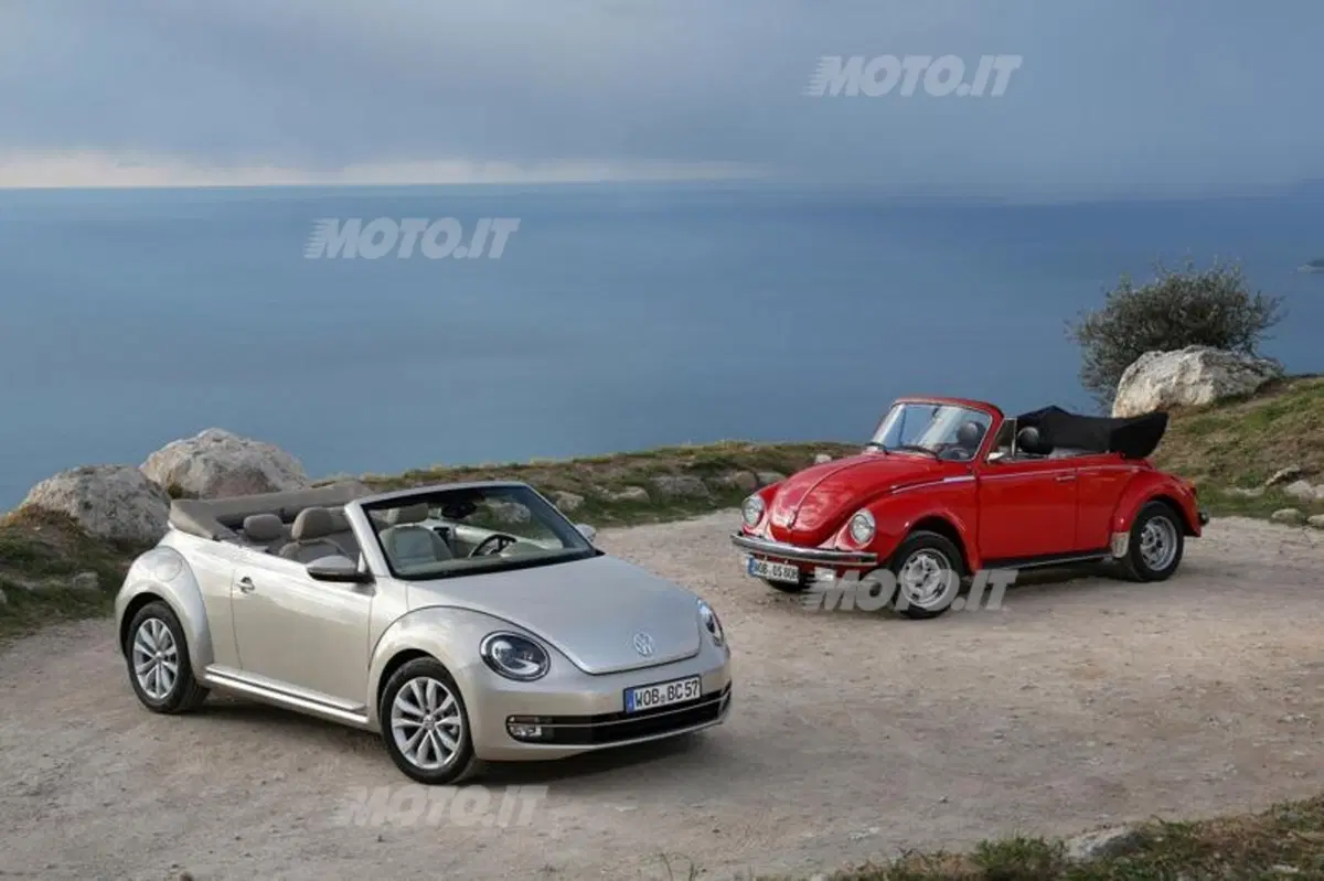 Volkswagen Maggiolino Cabriolet (23)