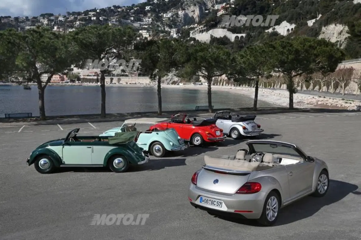 Volkswagen Maggiolino Cabriolet (29)