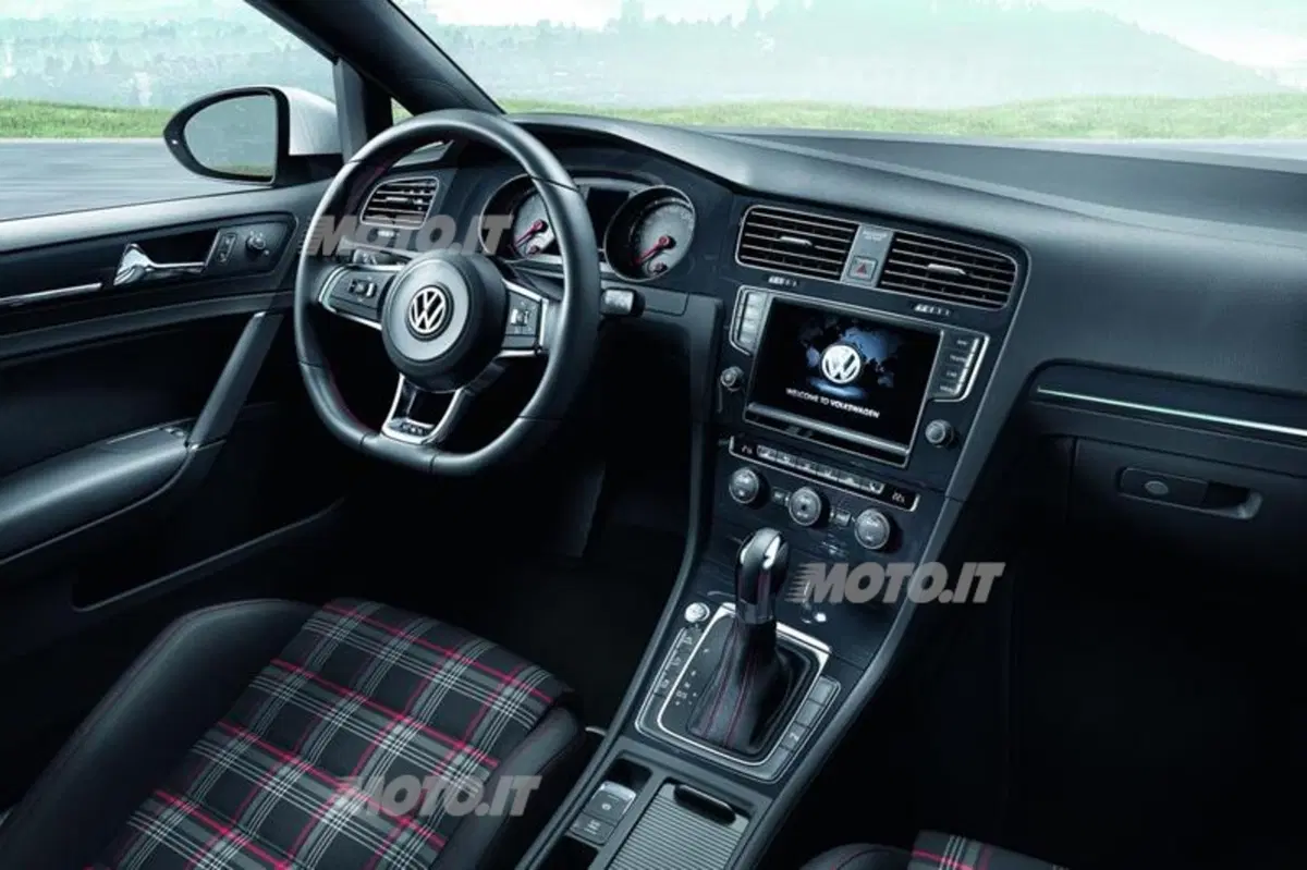 Nuova Volkswagen Golf GTI (5)