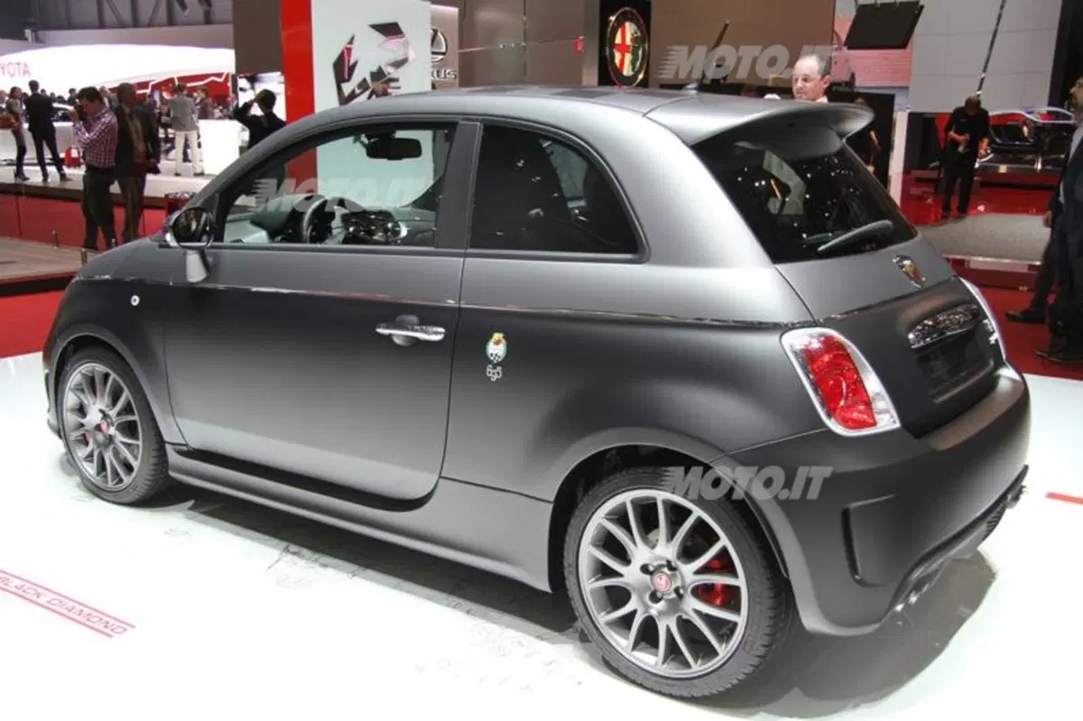 Abarth al Salone di Ginevra 2013 (2)