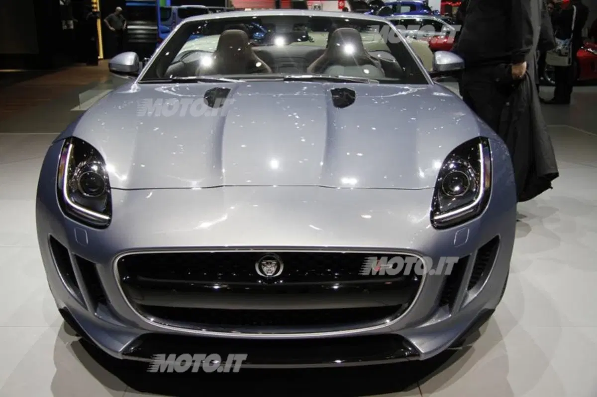 Jaguar al Salone di Ginevra 2013 (9)
