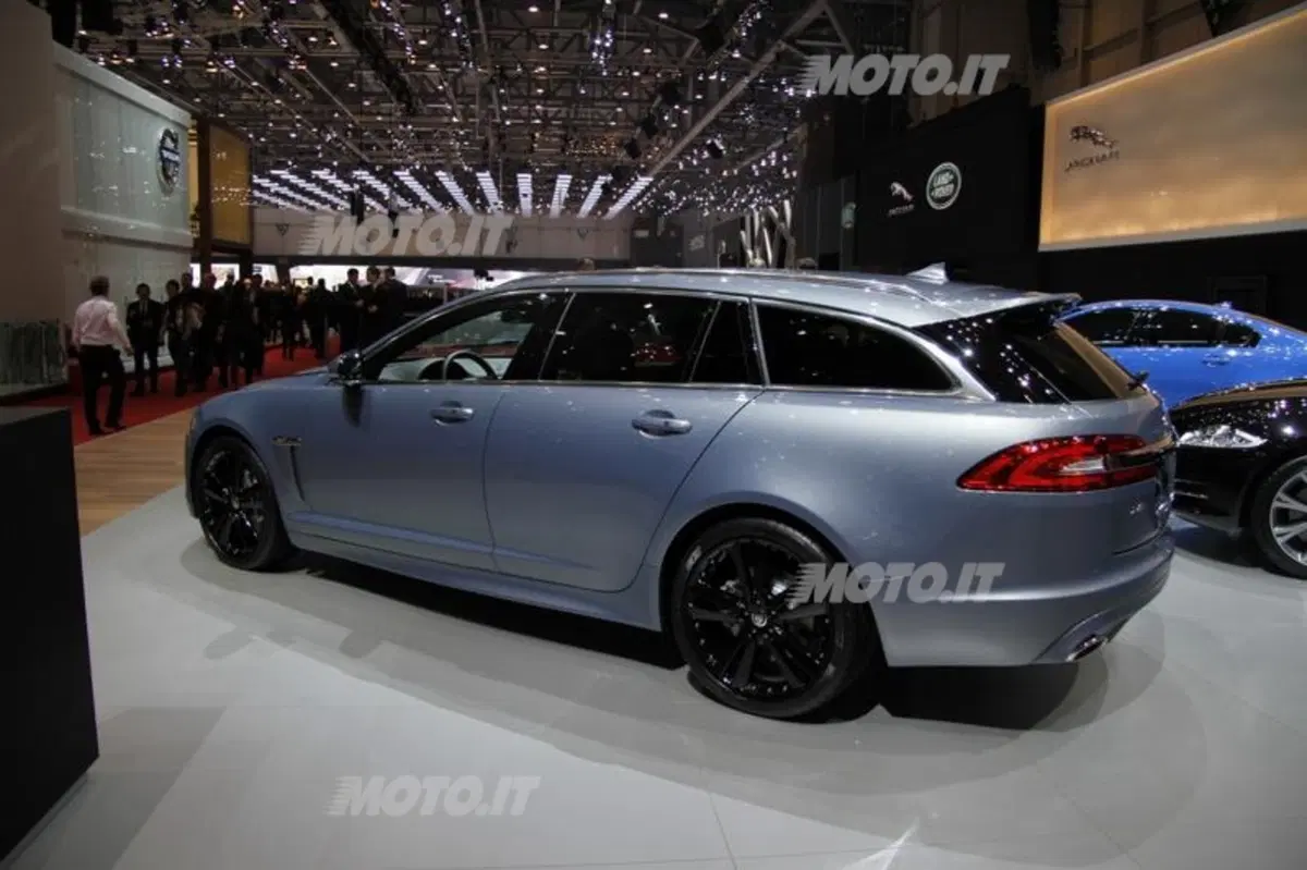 Jaguar al Salone di Ginevra 2013 (20)