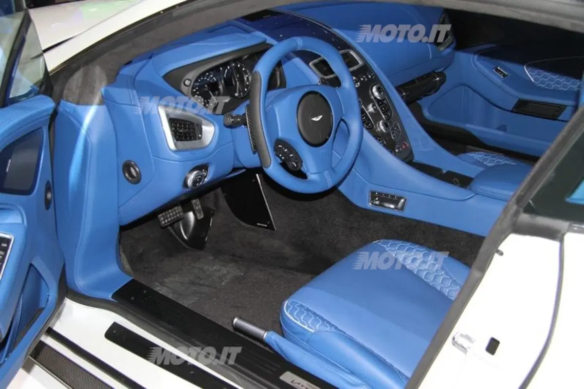 Aston Martin al Salone di Ginevra 2013 (10)