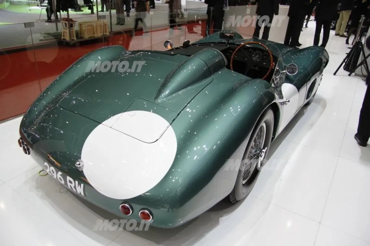 Aston Martin al Salone di Ginevra 2013 (13)
