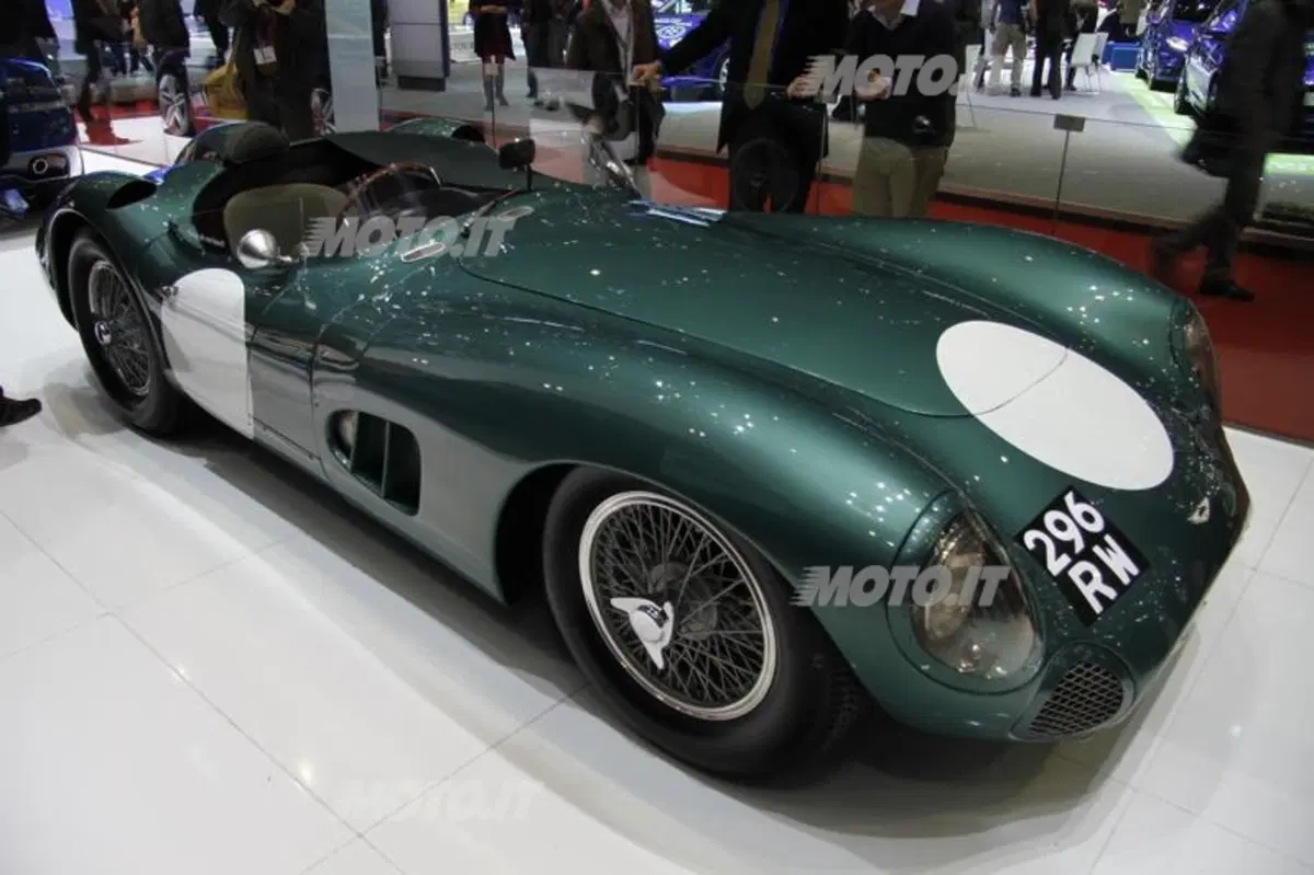 Aston Martin al Salone di Ginevra 2013 (14)