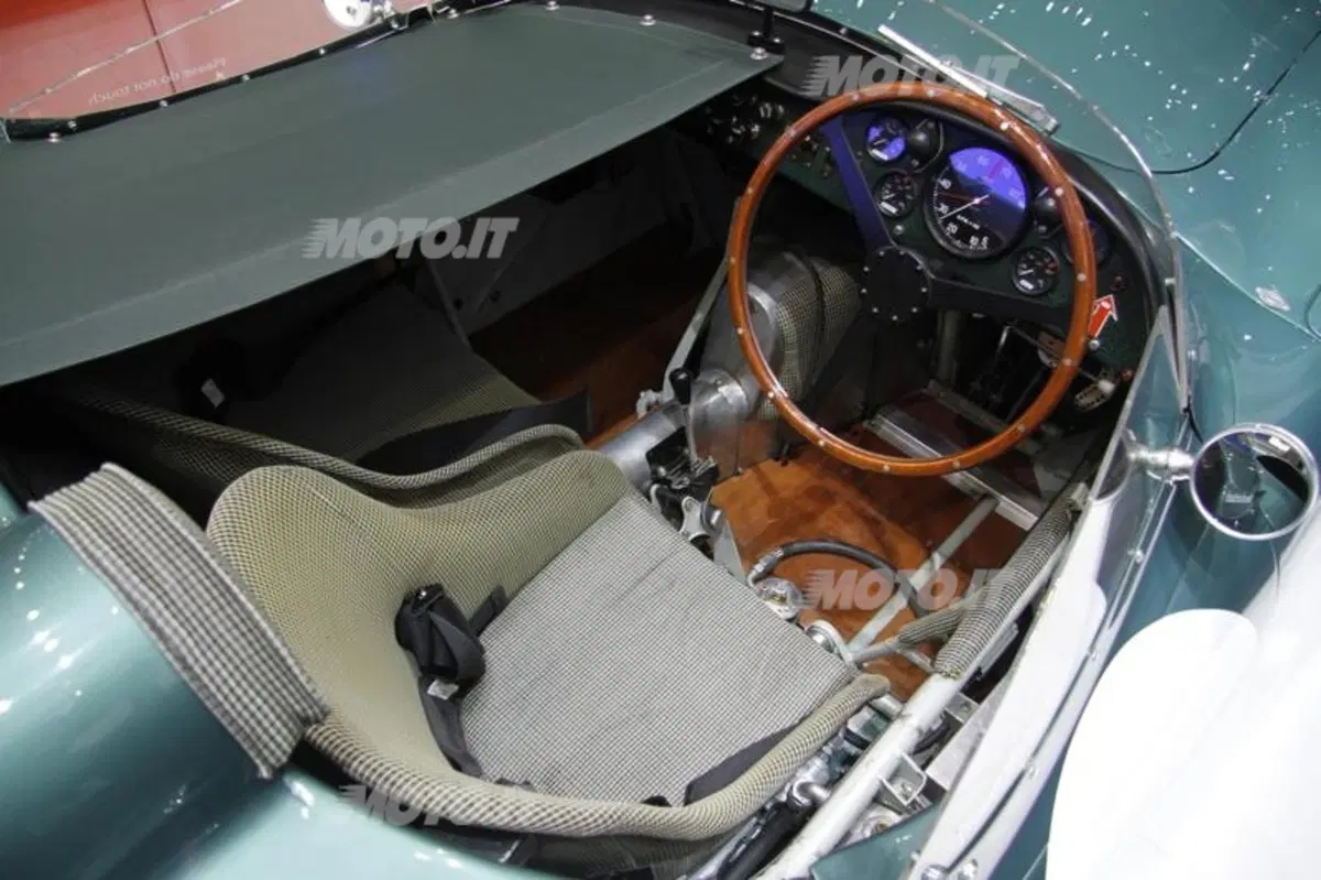 Aston Martin al Salone di Ginevra 2013 (15)