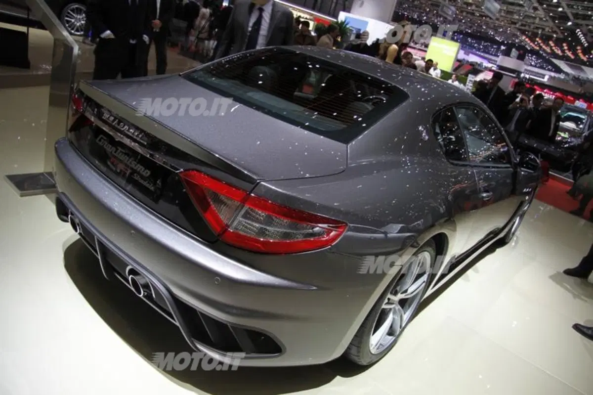 Maserati GranTurismo MC Stradale 4 posti (10)