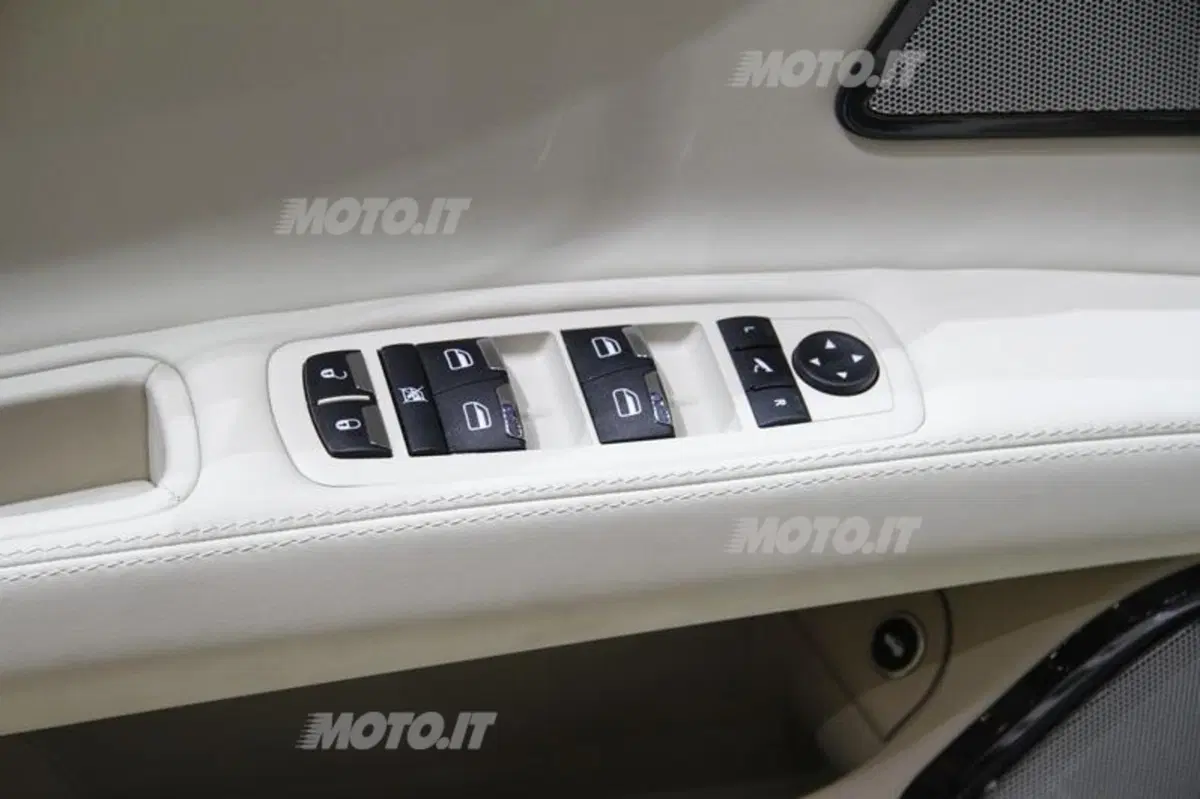 Maserati GranTurismo MC Stradale 4 posti (28)