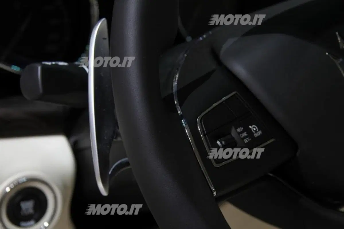 Maserati GranTurismo MC Stradale 4 posti (33)