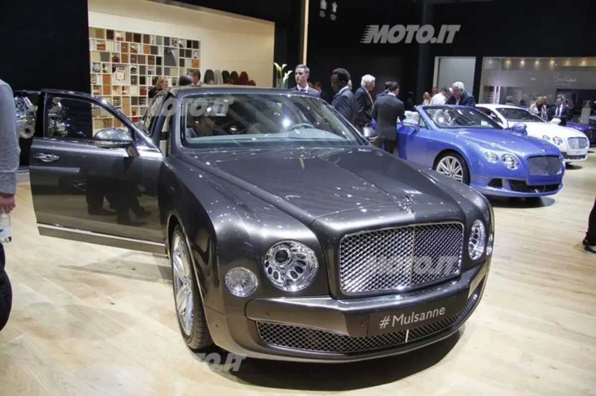 Bentley al Salone di Ginevra 2013 (8)