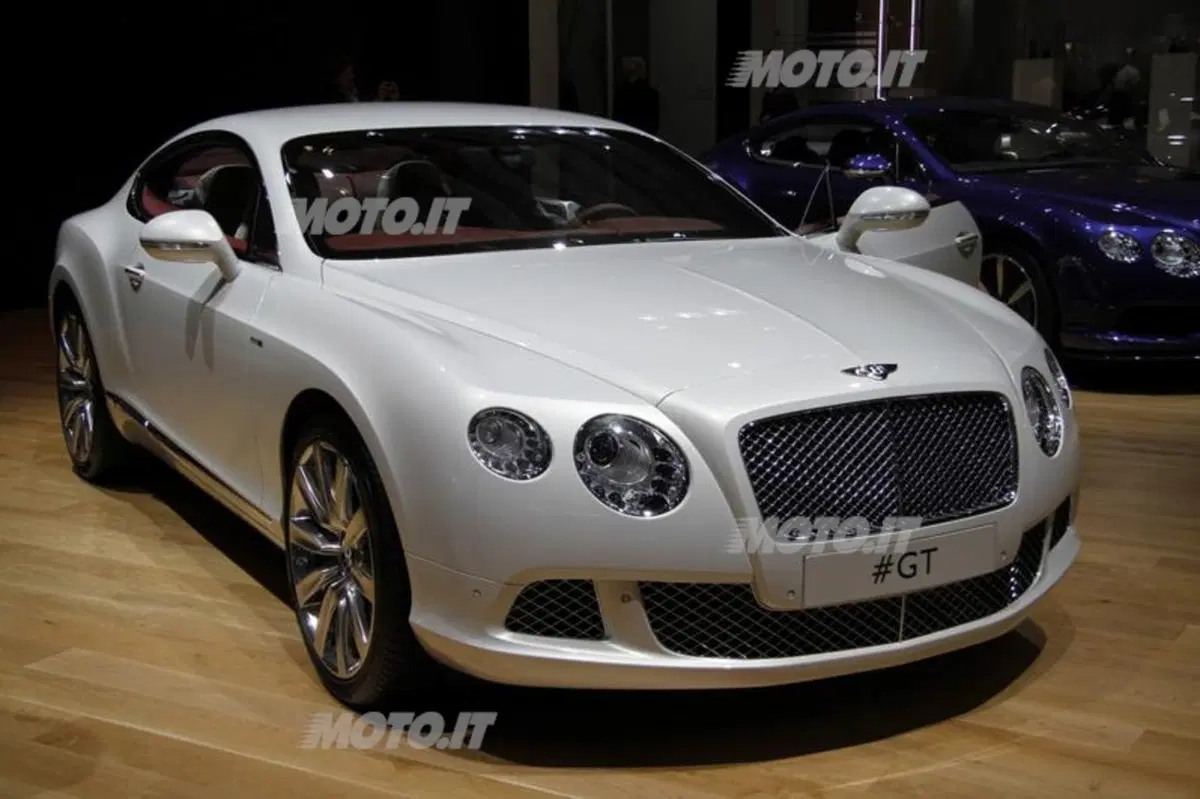 Bentley al Salone di Ginevra 2013 (9)