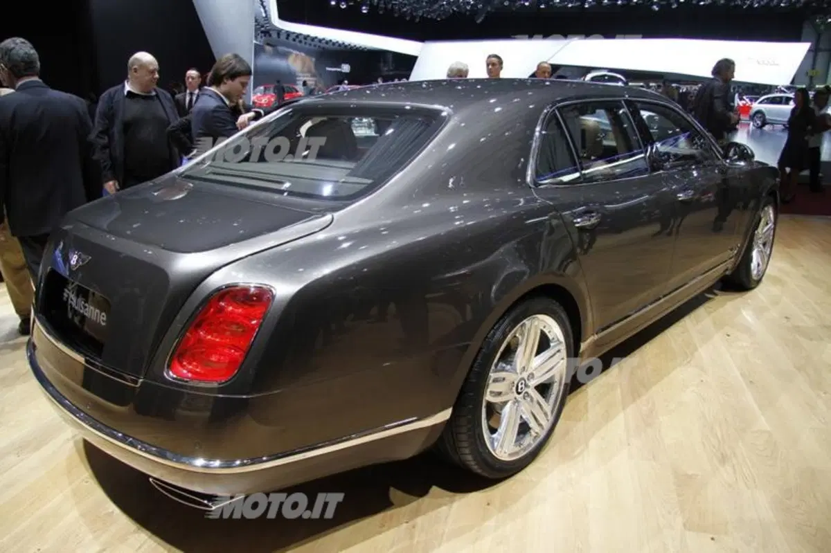 Bentley al Salone di Ginevra 2013 (14)