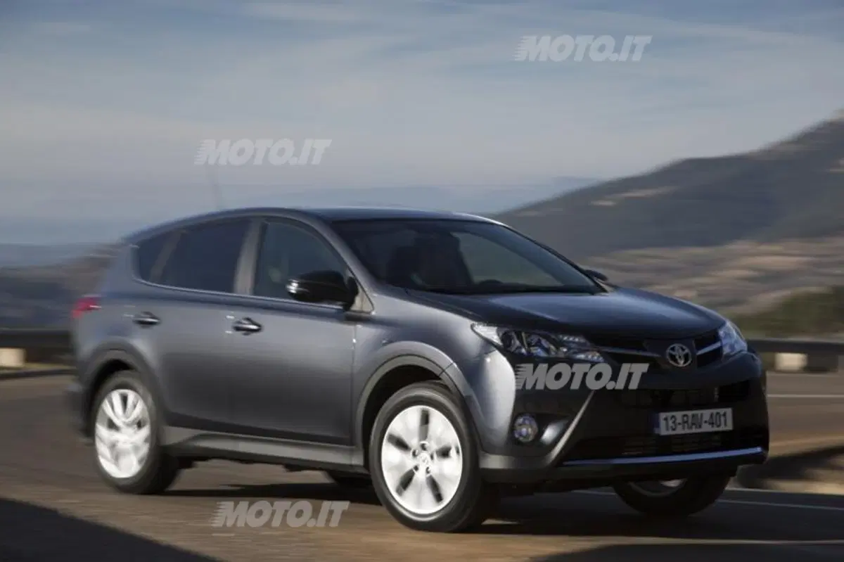 Toyota RAV4 (21)