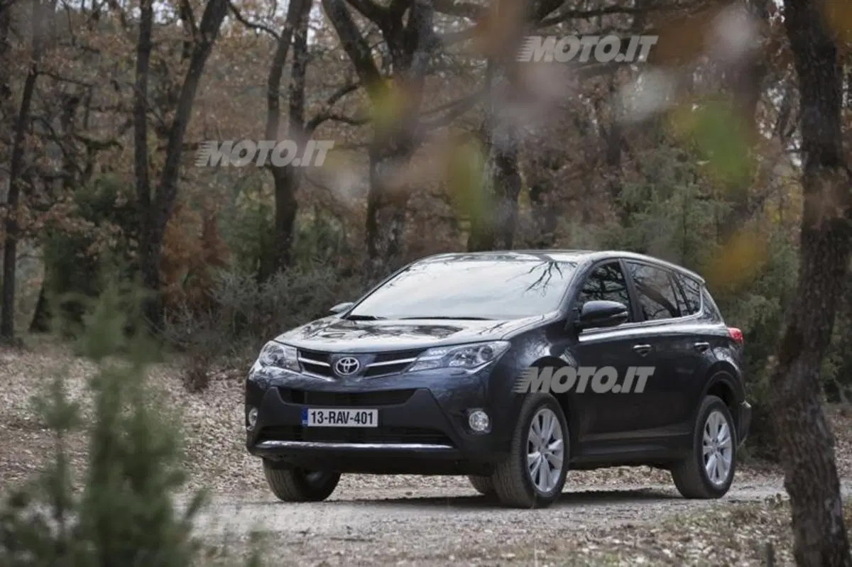 Toyota RAV4 (40)