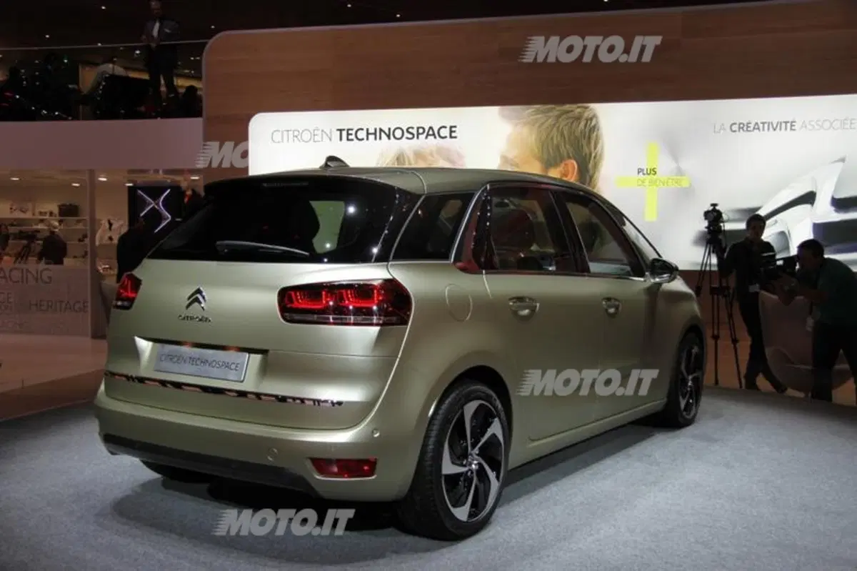 Citroen al Salone di Ginevra 2013 (17)