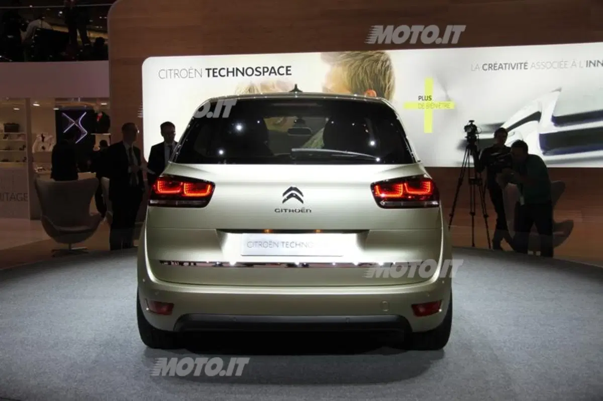 Citroen al Salone di Ginevra 2013 (19)