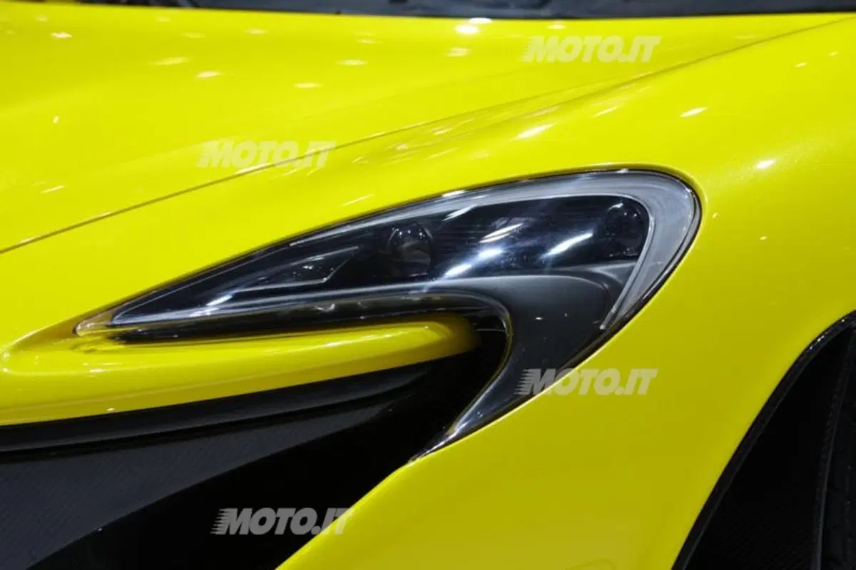 McLaren al Salone di Ginevra 2013 (24)