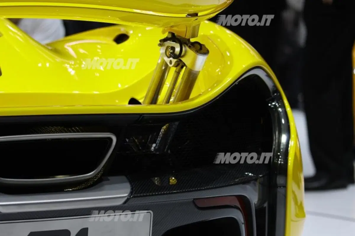 McLaren al Salone di Ginevra 2013 (27)