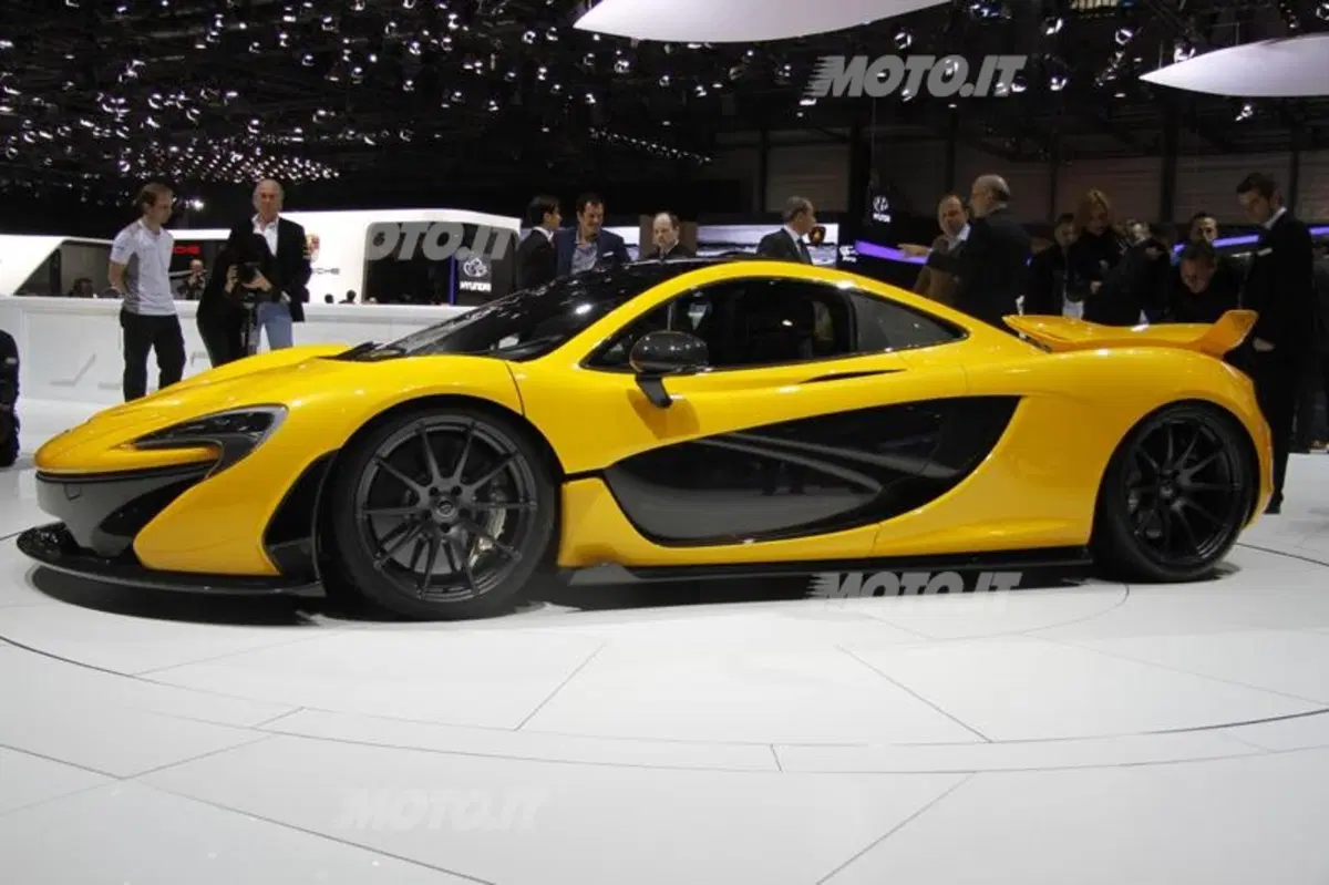 McLaren al Salone di Ginevra 2013 (33)