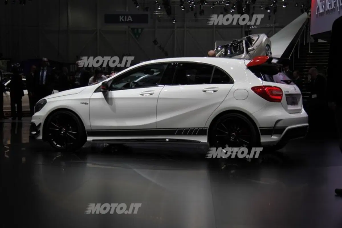 Mercedes-Benz al Salone di Ginevra 2013 (13)
