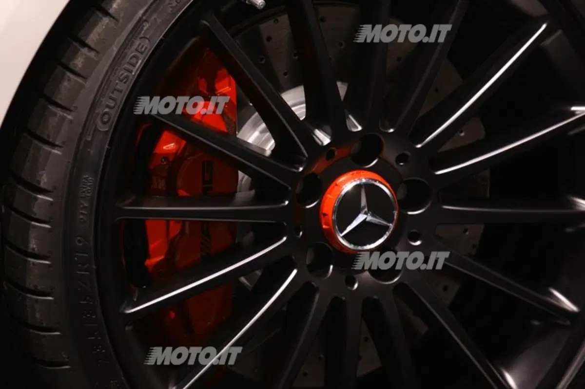Mercedes-Benz al Salone di Ginevra 2013 (19)